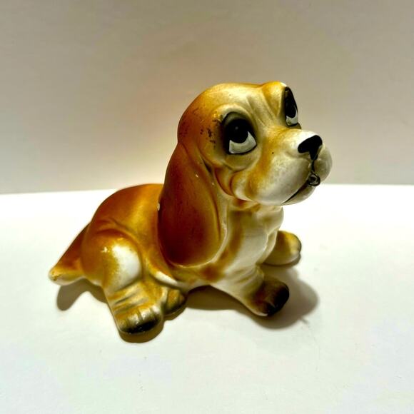 Vintage Enesco Hound Dog figurine - Picture 1 of 15